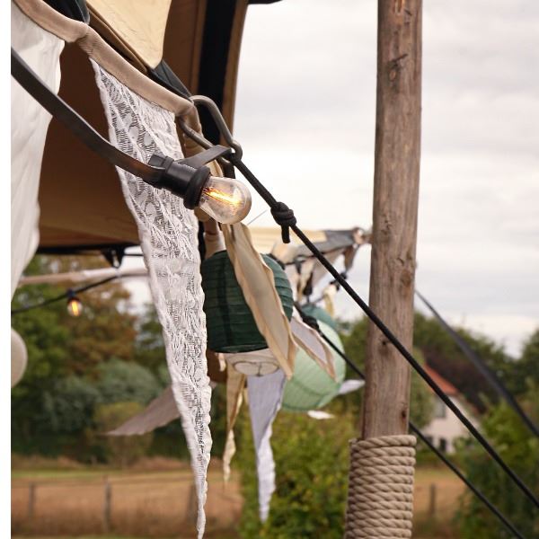 Witte stoffen feestslinger XL – 10 meter Witte stoffen feestslinger XL – 10 meter